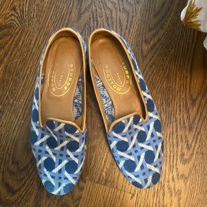 Stubbs & Wootton size 9 blue and white loafers